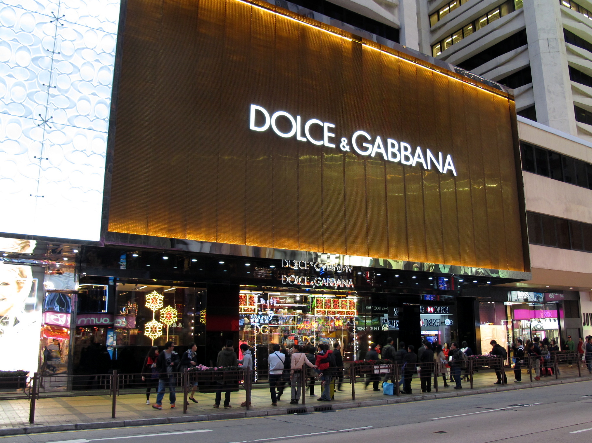 Dolce & Gabbana – wizerunek kobiety według włoskiego duetu