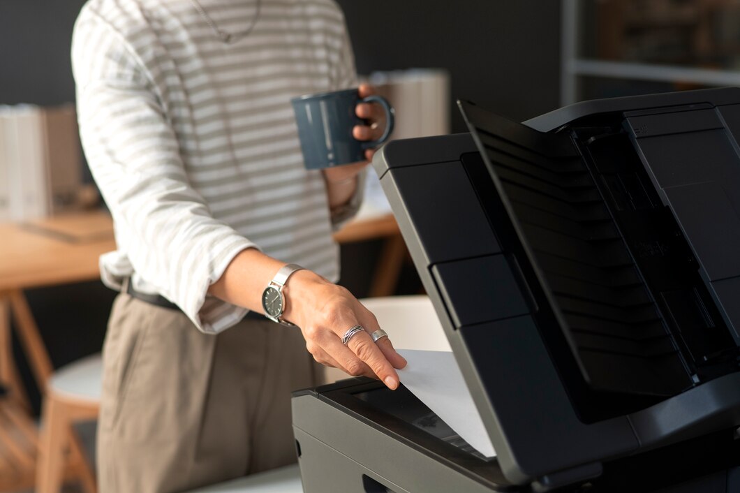 Jak wybrać optymalny tusz do twojej drukarki Epson – poradnik dla początkujących użytkowników